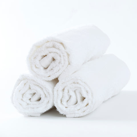 HOW TO ROLL TOWELS